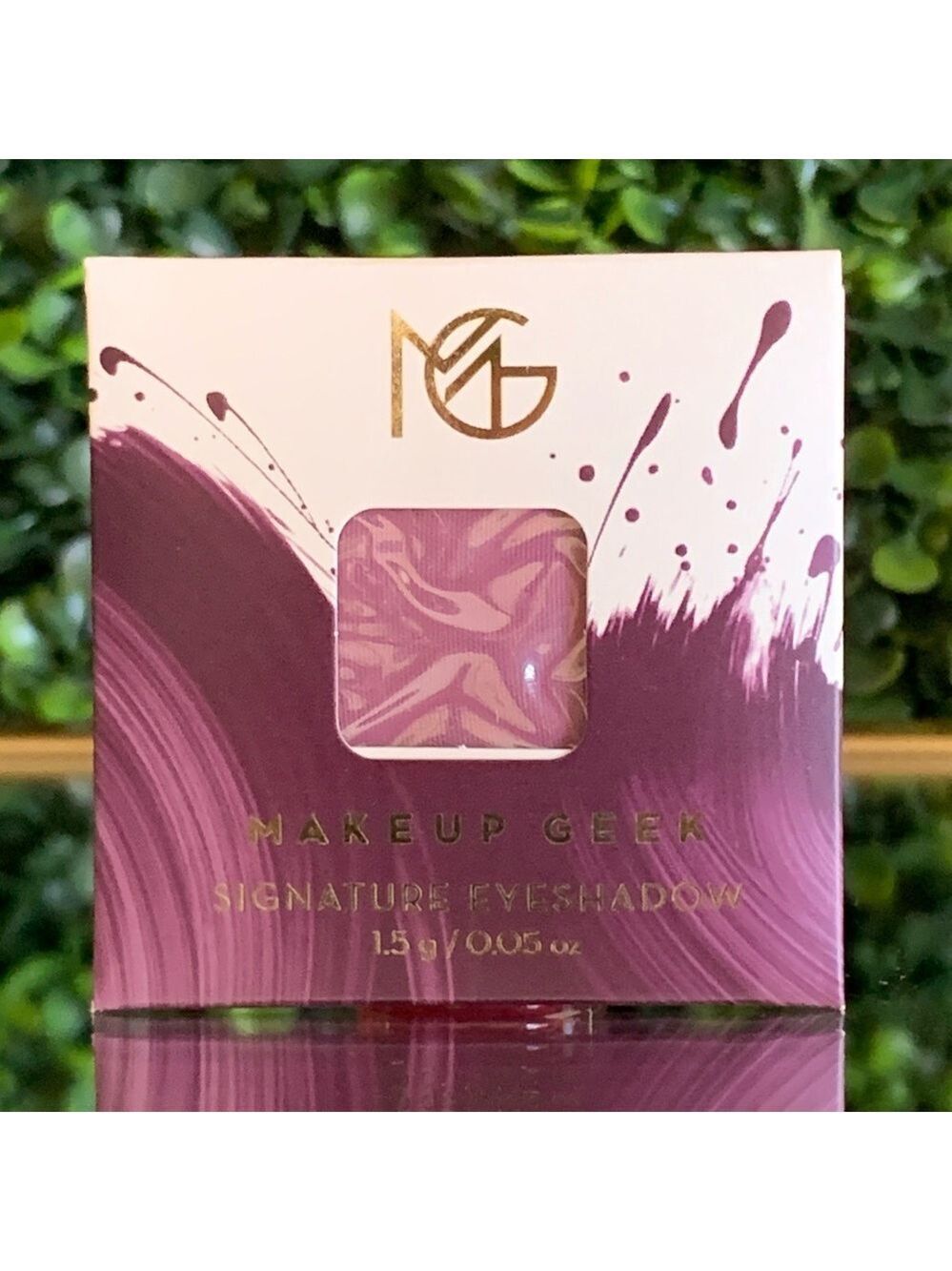 Makeup Geek CURRENT OBSESSION Signature Eyeshadow | NEW | Medium Cool Purple MUG